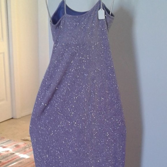 PROM/GRAD DRESS - Picture 6 of 14